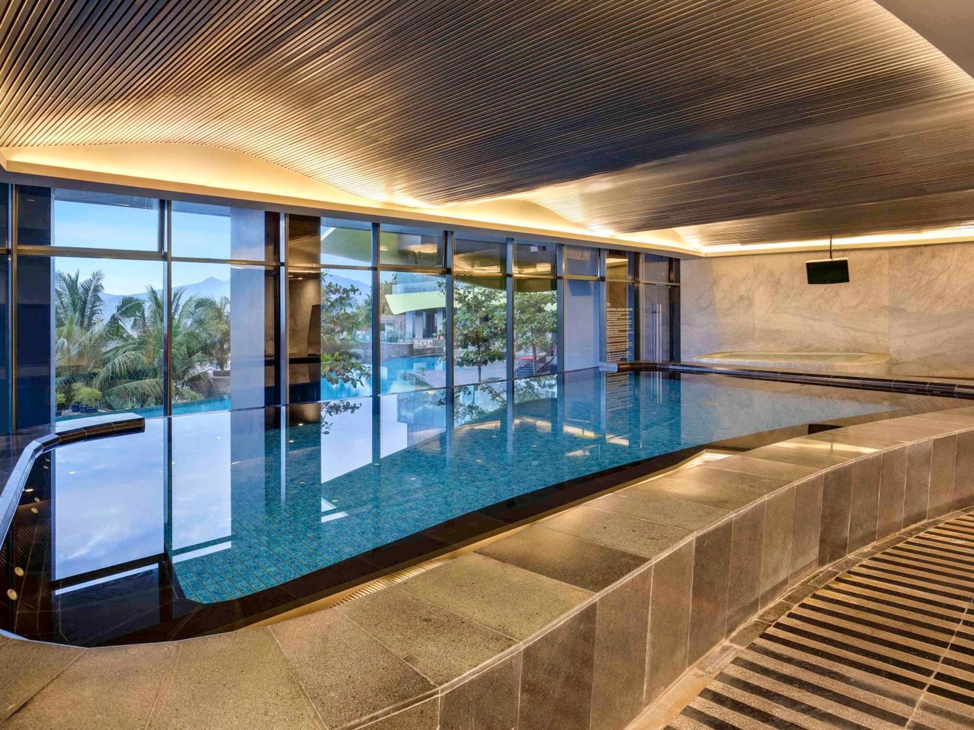 Novotel Lampung Бандар Лампунг Екстериор снимка